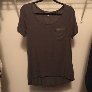 Army green, casual short sleeve shirt